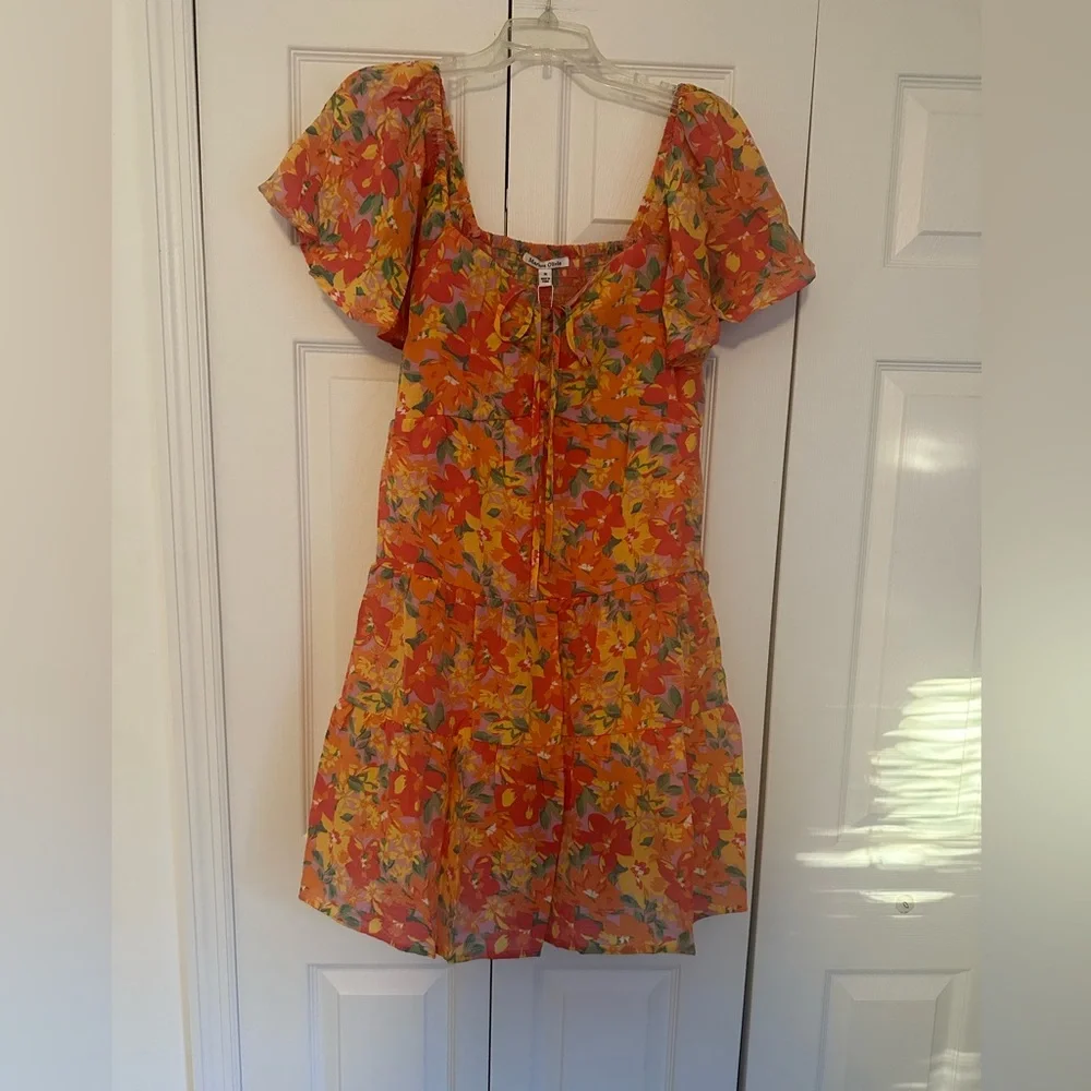 🌺 Flutter sleeves floral trimmer mini dress - Picture 1 of 4